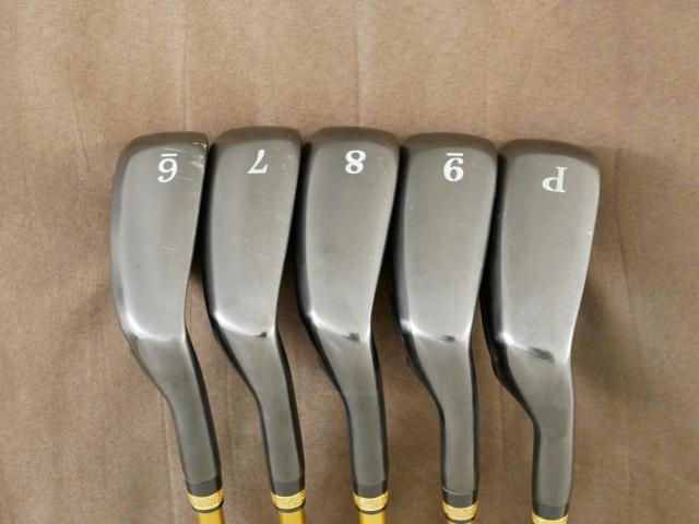Iron set : Other Brand : ชุดเหล็ก Mutsumi Honma Full Titanium (ตีง่าย ไกลมาก) มีเหล็ก 6-Pw (5 ชิ้น) ก้านกราไฟต์ Flex SR