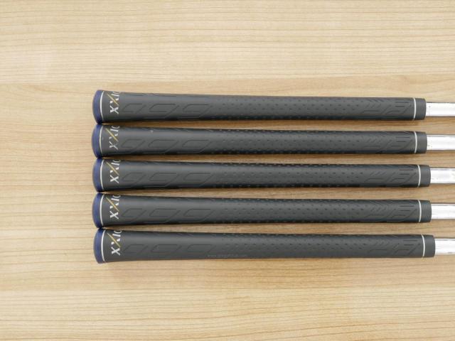 Iron set : XXIO : ชุดเหล็ก XXIO 9 (ตีง่ายมากๆ ปี 2017) มีเหล็ก 6-Pw (5 ชิ้น) ก้านเหล็ก NS Pro 890 DST Flex R