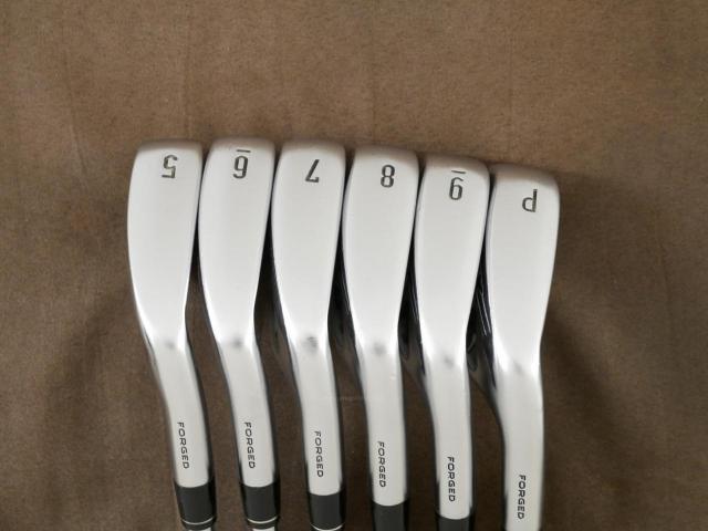 Iron set : Callaway : ชุดเหล็ก Callaway APEX Forged (รุ่นปี 2022) มีเหล็ก 5-Pw (6 ชิ้น) ก้านเหล็ก NS Pro 950 NEO Flex S