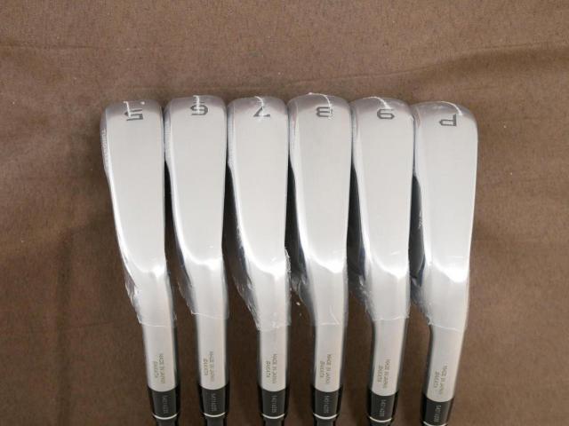 Iron set : Honma : **ของใหม่ ยังไม่แกะพลาสติก** ชุดเหล็ก Honma Tour World TW757P (ออกปี 2022) มีเหล็ก 5-Pw (6 ชิ้น) ก้านกราไฟต์ Honma Vizard 50 Flex R