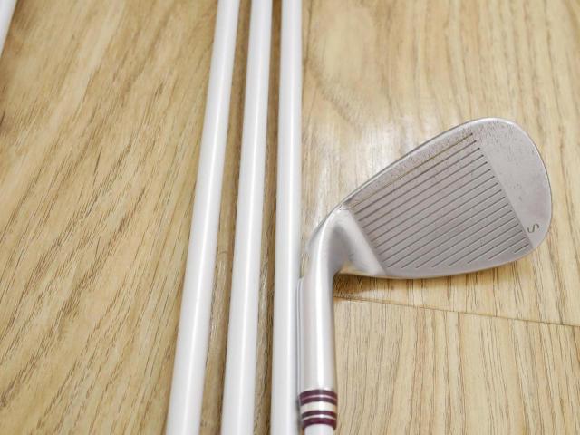 Lady club : All : ชุดเหล็ก Ping G Le2 (ปี 2021 Japan Spec. ใบใหญ่ ตีง่ายมาก) มีเหล็ก 6-Pw,Aw,Sw (7 ชิ้น) ก้านกราไฟต์ Ping ULT 240 Flex L