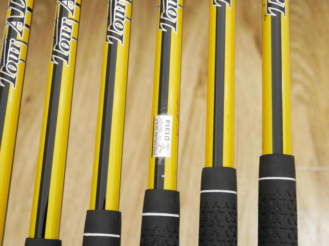 Iron set : Other Brand : ชุดเหล็ก Cobra S3 มีเหล็ก 5-Pw (6 ชิ้น) ก้านกราไฟต์ Tour AD Flex R
