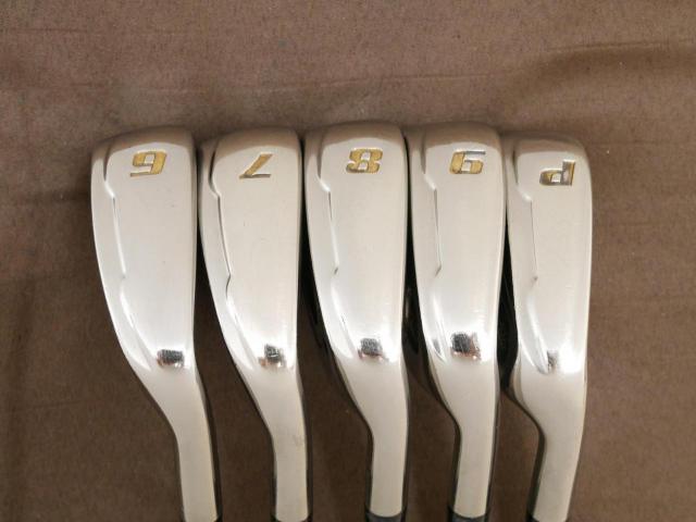 Iron set : Other Brand : ชุดเหล็ก S-Yard X-Lite (เหมาะกับซีเนียร์) มีเหล็ก 6-Pw (5 ชิ้น) ก้านเหล็ก NS Pro ZELOS 7 Flex R