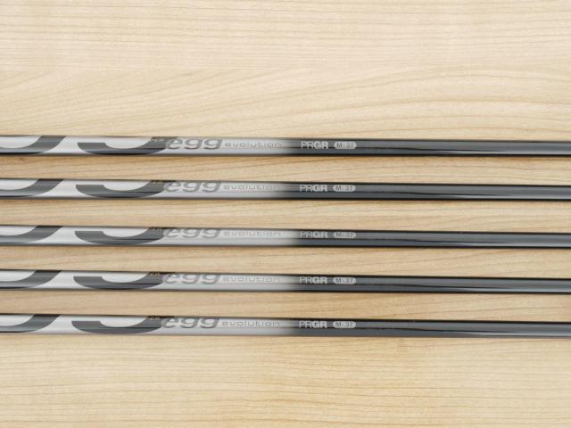 Iron set : PRGR : ชุดเหล็กกระเทย PRGR Super Egg Evolution (รุ่นล่าสุด ออกปี 2024 ตัวท๊อปสุด หน้าเด้งเกินกฏ ใช้แข่งไม่ได้ ตีไกลมากๆ) มีเหล็ก 6-Pw (5 ชิ้น) ก้านกราไฟต์ Flex R (M-37)