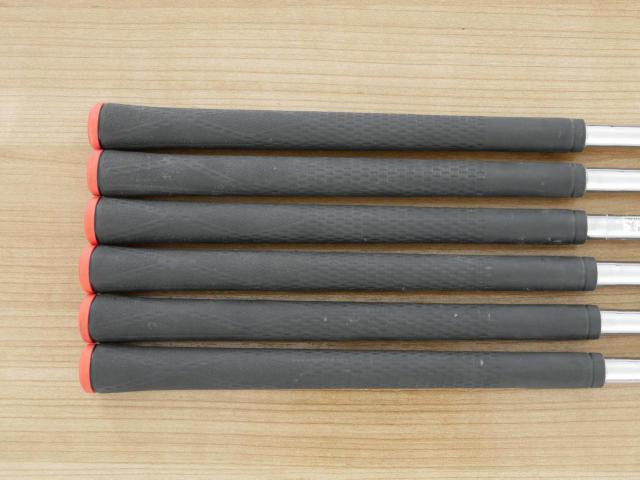 Iron set : PRGR : ชุดเหล็ก PRGR RS Red (รุ่นปี 2020 หน้าเด้ง ตีไกลมาก) มีเหล็ก 6-Pw,Aw (6 ชิ้น) ก้านเหล็ก NS Pro 80 Flex SR (M-40)