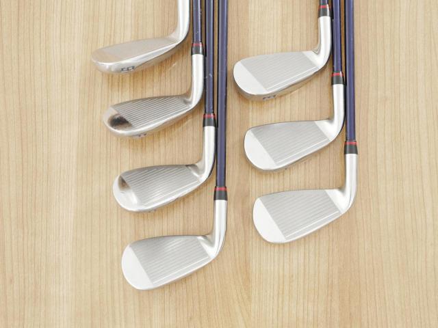 Iron set : Daiwa : ชุดเหล็ก Daiwa OnOff AKA (ออกปี 2021 หน้าเด้ง Maraging ยืดยุบได้ ตีง่าย นุ่ม ไกลมากๆ) มีเหล็ก 6-Pw,Aw,Sw (7 ชิ้น) ก้านกราไฟต์ Flex R