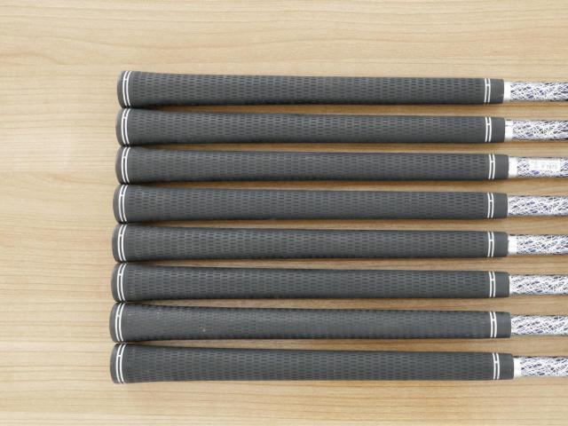 Iron set : Yamaha : ชุดเหล็ก Yamaha Inpres UD+2 (ปี 2018 ตีไกลที่สุด ไกลกว่าเหล็กทั่วไป 2 เบอร์) มีเหล็ก 6-Pw,Aw,As,Sw (8 ชิ้น) ก้านกราไฟต์ Flex SR