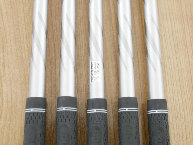 Iron set : Other Brand : ชุดเหล็ก Ryoma DSI (ตีง่ายมาก ไกลมากๆ หายากสุดๆ) มีเหล็ก 6-Pw (5 ชิ้น) ก้านกราไฟต์ Fujikura MCI 50 Flex R