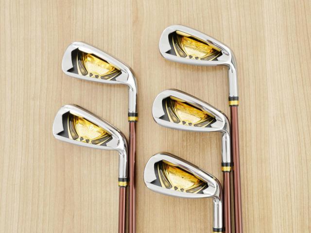 Iron set : Maruman : ชุดเหล็ก Maruman Majesty Prestigio XI (รุ่นท๊อปสุด ปี 2022 หน้าเด้ง ตีไกลมาก ของใหม่ 1.2 แสนบาท) มีเหล็ก 7-10,Pw (5 ชิ้น เทียบเท่า 6-Pw) ก้านกราไฟต์ Flex R