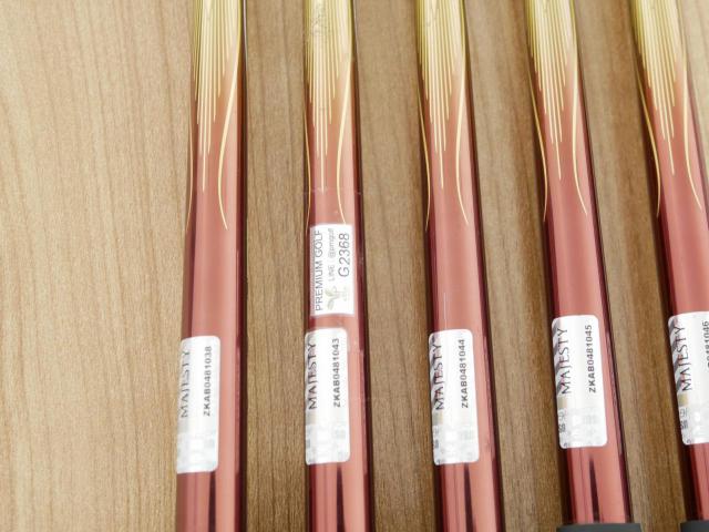 Iron set : Maruman : ชุดเหล็ก Maruman Majesty Prestigio XI (รุ่นท๊อปสุด ปี 2022 หน้าเด้ง ตีไกลมาก ของใหม่ 1.2 แสนบาท) มีเหล็ก 7-10,Pw (5 ชิ้น เทียบเท่า 6-Pw) ก้านกราไฟต์ Flex R