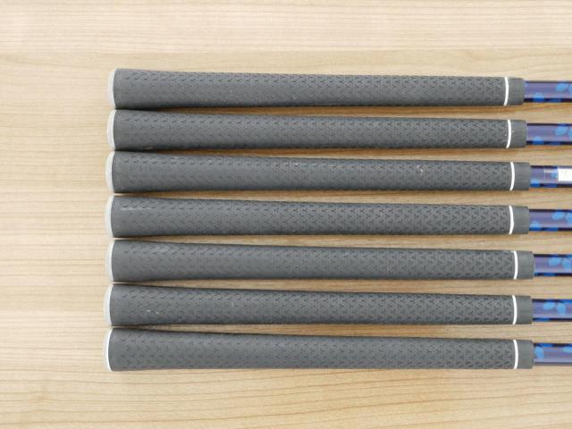 Iron set : Taylormade : ชุดเหล็ก Taylormade Qi (รุ่นล่าสุด ออกปี 2024 Japan Spec.) มีเหล็ก 6-Pw,Aw,Sw (7 ชิ้น) ก้านกราไฟต์ Mitsubishi Diamana TM60 Flex R