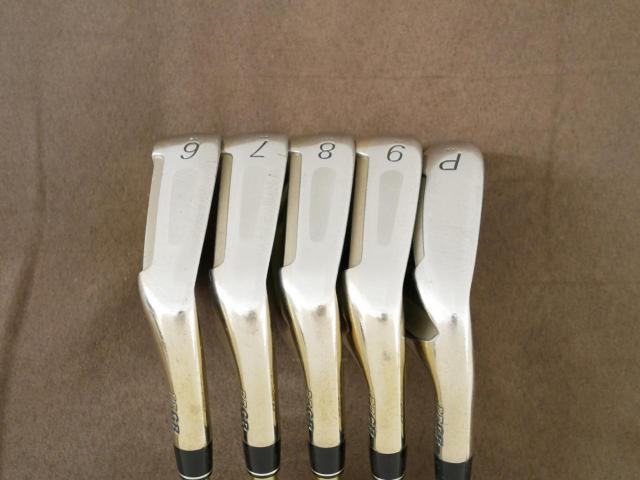 Iron set : PRGR : ชุดเหล็ก PRGR ID Nabla Red Titan (รุ่นท๊อปสุด หน้าเด้ง ไกลมาก) มีเหล็ก 6-Pw (5 ชิ้น) ก้านกราไฟต์ M-37 Flex R