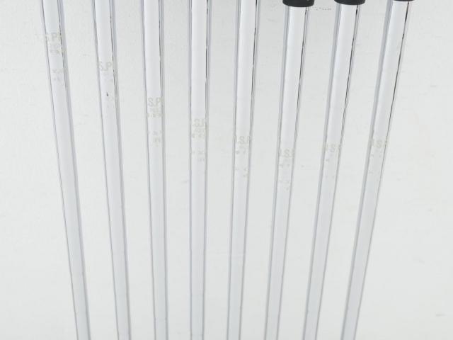 Iron set : XXIO : ชุดเหล็ก XXIO Cross 2 (ออกปี 2021 ตีไกลที่สุดของที่สุดจาก XXIO หน้าเด้งสุดๆ) มีเหล็ก 6-Pw,Aw,Dw,Sw (8 ชิ้น ตีไกลกว่าปกติ 2 เบอร์) ก้านเหล็ก NS Pro 860 DST Flex R