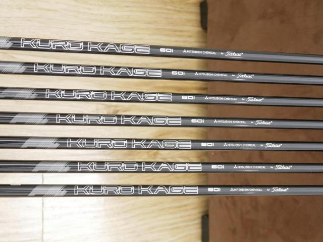 Iron set : Titleist : ชุดเหล็ก Titleist T300 (ออกปี 2019) มีเหล็ก 5-Pw,48 (7 ชิ้น) ก้านกราไฟต์ Mitsubishi KUROKAGE 60i Flex R
