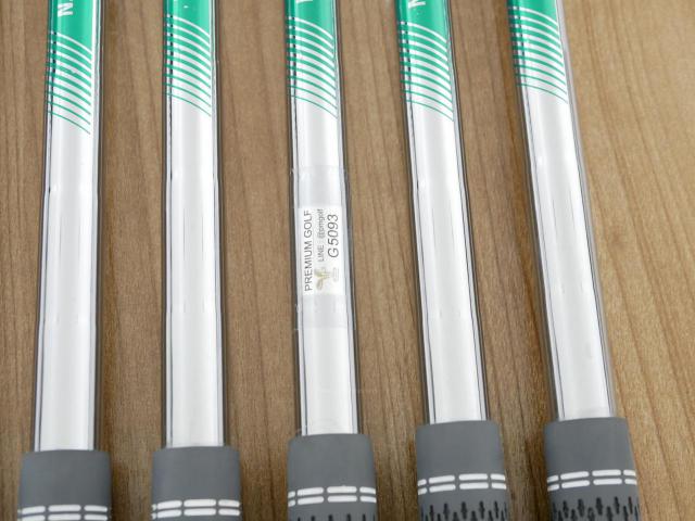 Iron set : Taylormade : ชุดเหล็ก Taylormade P790 (ตัวท้อปสุด ล่าสุด ออกปี 2025 Japan Spec.) มีเหล็ก 5-Pw (6 ชิ้น) ก้านเหล็ก NS Pro 950 NEO Flex S