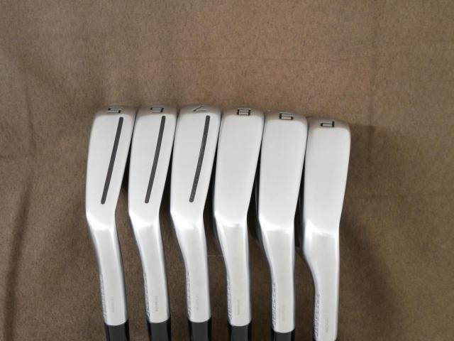 Iron set : Taylormade : ชุดเหล็ก Taylormade P790 (ตัวท้อปสุด ล่าสุด ออกปี 2025 Japan Spec.) มีเหล็ก 5-Pw (6 ชิ้น) ก้านเหล็ก NS Pro 950 NEO Flex S
