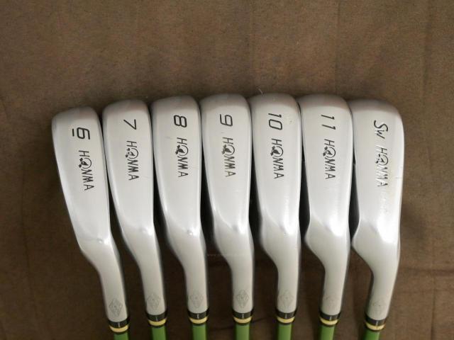 Iron set : Honma : **ก้าน 3 ดาว** ชุดเหล็ก Honma Beres IE-03 (ออกปี 2016 เหมาะกับซีเนียร์) มีเหล็ก 6-11,Sw (7 ชิ้น) ก้าน ARMRQ 8 (45) Flex R (3 ดาว)
