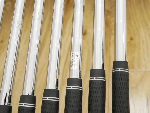 Iron set : Tourstage : ชุดเหล็ก Tourstage X-Blade 701G Forged มีเหล็ก 4-Pw (7 ชิ้น) ก้านเหล็ก NS Pro 950 Flex S