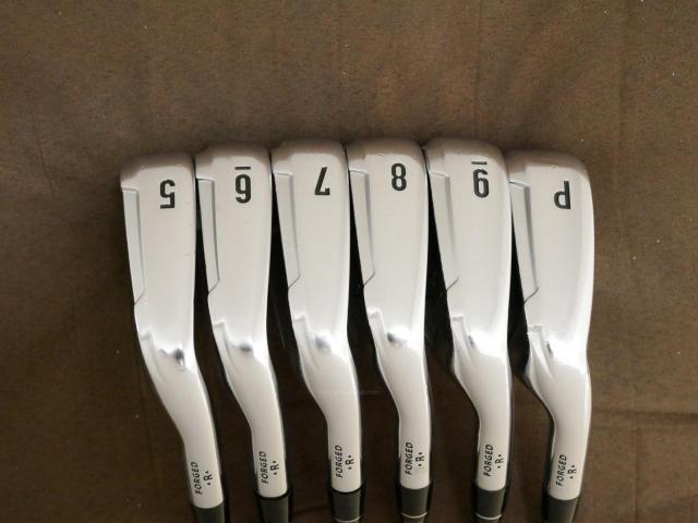 Iron set : Callaway : ชุดเหล็ก Callaway Legacy V (Forged) มีเหล็ก 5-Pw (6 ชิ้น) ก้านกราไฟต์ Flex SR