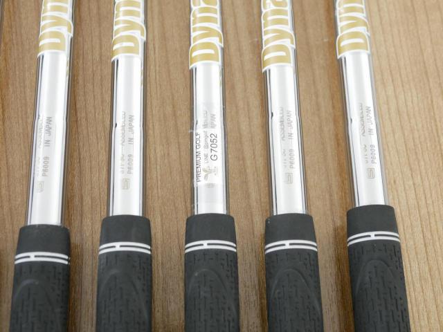 Iron set : Mizuno : ชุดเหล็ก Mizuno Pro 241 Forged (ปี 2024 นุ่ม แน่น ระยะดี) มีเหล็ก 5-Pw (6 ชิ้น) ก้านเหล็ก Dynamic Gold S200