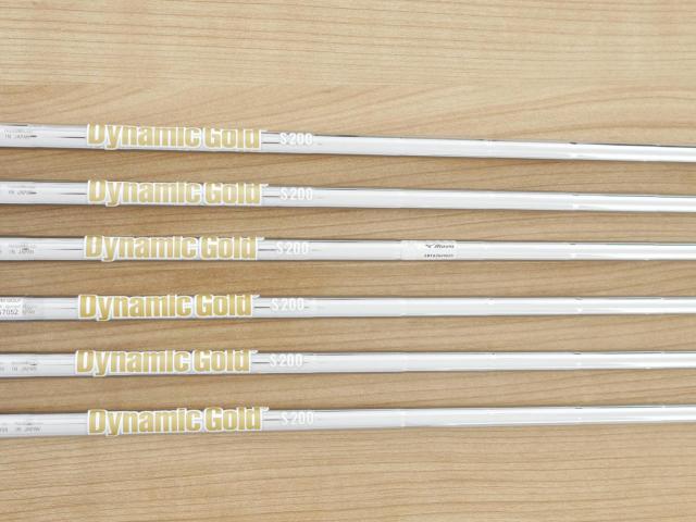 Iron set : Mizuno : ชุดเหล็ก Mizuno Pro 241 Forged (ปี 2024 นุ่ม แน่น ระยะดี) มีเหล็ก 5-Pw (6 ชิ้น) ก้านเหล็ก Dynamic Gold S200