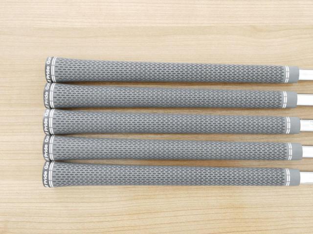 Iron set : Taylormade : ชุดเหล็ก Taylormade P770 Forged (รุ่นล่าสุด ออกปี 2024 นุ่ม แน่น) มีเหล็ก 6-Pw (5 ชิ้น) ก้านเหล็ก NS Pro Modus 105 Flex S