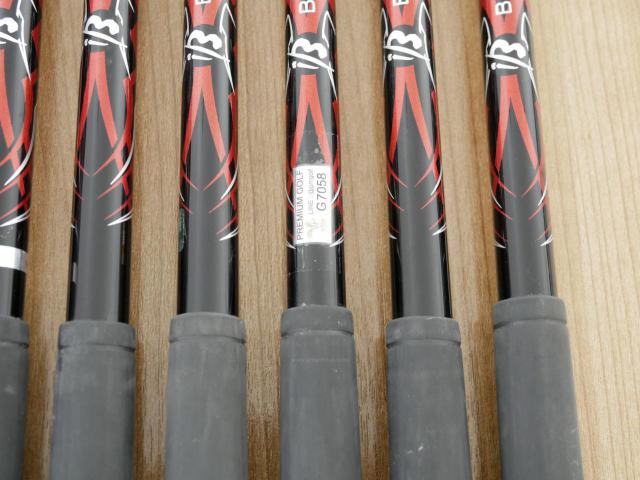 Iron set : Yamaha : ชุดเหล็ก Yamaha Inpres DriveStar (ออกปี 2023 ตีไกลที่สุด ไกลกว่าเหล็กทั่วไป 2 เบอร์ หน้าเด้งมากๆ) มีเหล็ก 5-Pw (6 ชิ้น) ก้านกราไฟต์ Mitsubishi Bassara i50xct Flex R