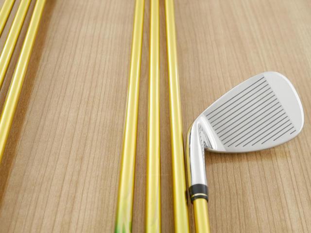 Iron set : Tsuruya : ชุดเหล็ก Tsuruya S-II (ใบใหญ่ ตีง่าย) มีเหล็ก 5-Pw,Sw (7 ชิ้น) ก้านกราไฟต์ Flex R