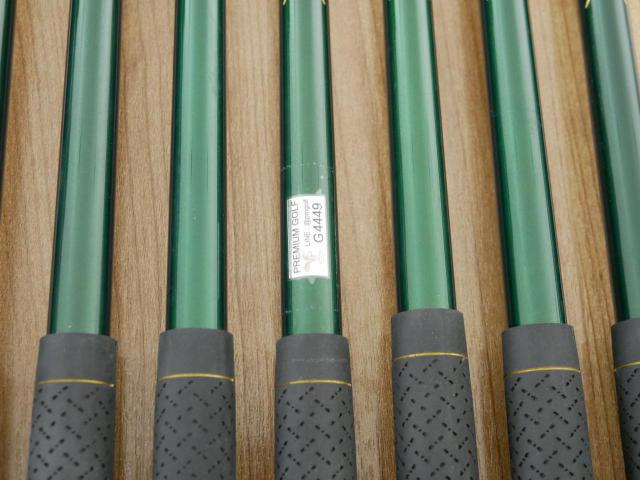 Iron set : Tsuruya : ชุดเหล็ก Tsuruya S-II (ใบใหญ่ ตีง่าย) มีเหล็ก 5-Pw,Sw (7 ชิ้น) ก้านกราไฟต์ Flex R