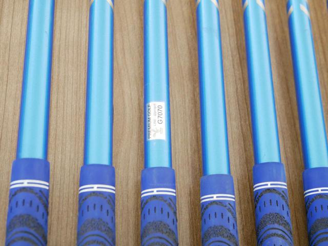 Iron set : Katana : ชุดเหล็กกระเทย Katana Sword SL-Eleven มีเหล็ก 5-11,Sw (8 ชิ้น เทียบเท่า 4-Pw,Sw) ก้านกราไฟต์ Flex SR