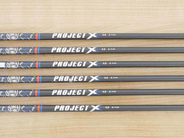 Iron set : Callaway : ชุดเหล็ก Callaway XR (ใบใหญ่ ตีง่ายมาก) มีเหล็ก 6-Pw,Aw (6 ชิ้น) ก้านกราไฟต์ Project X 4.5 Flex A