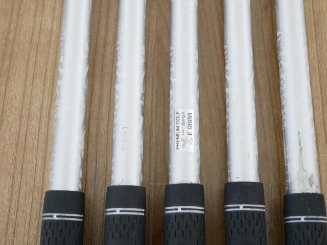 Iron set : Titleist : ชุดเหล็ก Titleist VG3 Type E Forged (Japan Spec. ปี 2015) มีเหล็ก 6-Pw (5 ชิ้น) ก้านกราไฟต์ Mitsubishi Rayon VG i60 Flex S