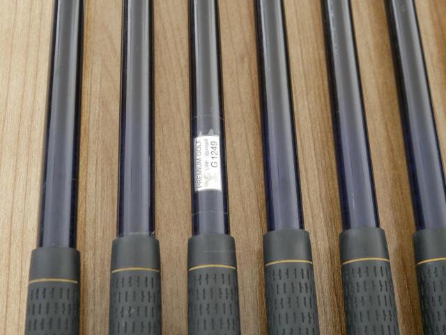 Iron set : Honma : ชุดเหล็ก Honma Beres IS-05 Forged (ปี 2017) มีเหล็ก 6-10,Aw,Sw (7 ชิ้น) ก้าน ARMRQ ∞ (53) Flex S (2 ดาว)