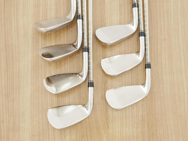 Iron set : PRGR : ชุดเหล็ก PRGR ID Nabla Red (รุ่นท๊อปสุด หน้าเด้ง ไกลมาก) มีเหล็ก 6-Pw,Aw,Sw (7 ชิ้น) ก้านกราไฟต์ M-40 Flex SR