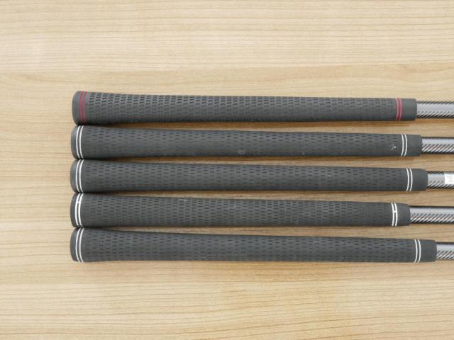 Iron set : PRGR : ชุดเหล็ก PRGR Red Titan Face (รุ่นปี 2018 หน้าเด้ง ตีไกลมาก) มีเหล็ก 6-Pw (5 ชิ้น) ก้านกราไฟต์ M-37 Flex R