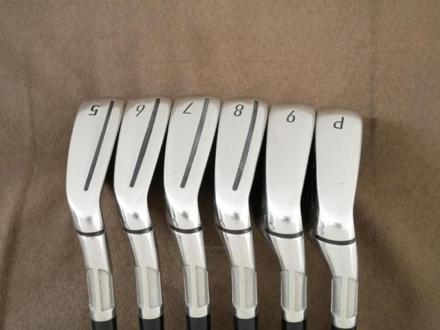 Iron set : Taylormade : ชุดเหล็ก Taylormade Stealth (ออกปี 2022 Japan Spec.) มีเหล็ก 5-Pw (6 ชิ้น) ก้านกราไฟต์ Mitsubishi Tensei TM60 Flex R