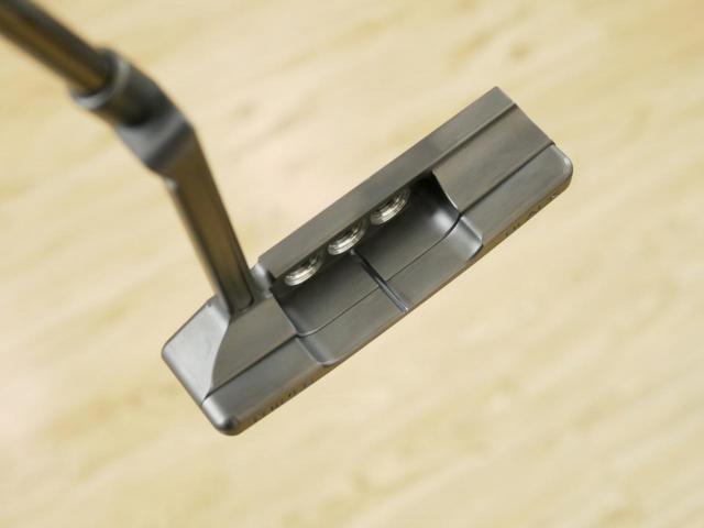 Putter : All : พัตเตอร์ Scotty Cameron B3 Triple Black Design LTD (ออกปี 2024 Limited Edition หายากครับ) ยาว 33 นิ้ว