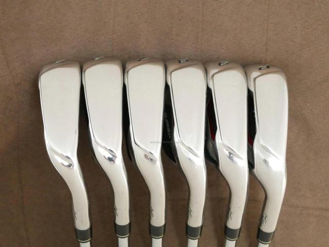 Iron set : Taylormade : ชุดเหล็ก Taylormade Aero Burner (ตีง่ายมาก) มีเหล็ก 5-Pw (6 ชิ้น) ก้านเหล็ก Flex S