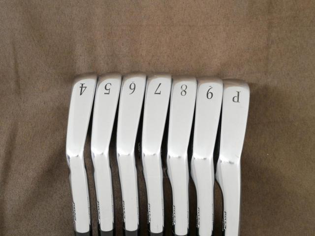 Iron set : Mizuno : ชุดเหล็ก Mizuno MP-4 Blade (Forged) มีเหล็ก 4-Pw (7 ชิ้น) ก้านเหล็ก Dynamic Gold R300