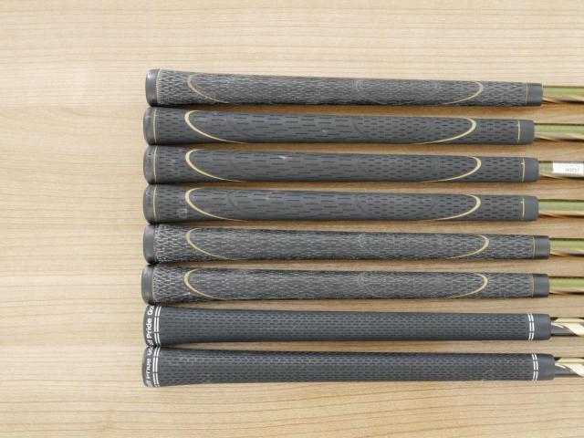Iron set : Honma : **ก้าน 3 ดาว** ชุดเหล็ก Honma Beres MG700 Forged มีเหล็ก 6-11,Aw,Sw (8 ชิ้น ระยะเทียบเท่า 5-Pw,Aw,Sw) ก้าน ARMRQ UD49 FLex R (3 ดาว)