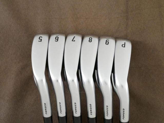 Iron set : Callaway : ชุดเหล็ก Callaway APEX Forged มีเหล็ก 5-Pw (6 ชิ้น) ก้านเหล็ก NS Pro 950 Flex R