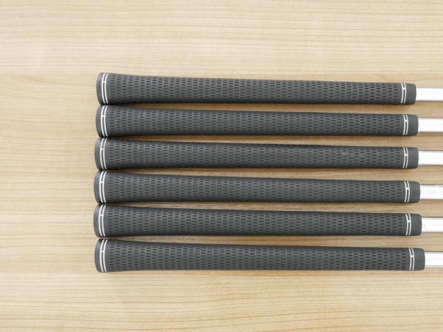 Iron set : PRGR : **มีตำหนิ** ชุดเหล็ก PRGR TUNE 05 OS Forged (ออกปี 2019) มีเหล็ก 5-Pw (6 ชิ้น) ก้านเหล็ก Dynamic Gold 120 S200