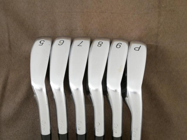 Iron set : PRGR : **มีตำหนิ** ชุดเหล็ก PRGR TUNE 05 OS Forged (ออกปี 2019) มีเหล็ก 5-Pw (6 ชิ้น) ก้านเหล็ก Dynamic Gold 120 S200