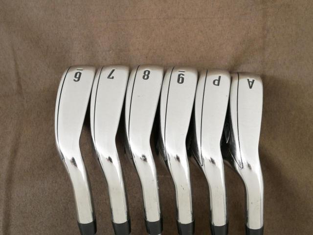 Iron set : Callaway : ชุดเหล็ก Callaway Mavrik (ปี 2020 ตีง่าย ไกลมากๆ) มีเหล็ก 6-Pw,Aw (6 ชิ้น) ก้านกราไฟต์ Mitsubishi Diamana 50 Flex R