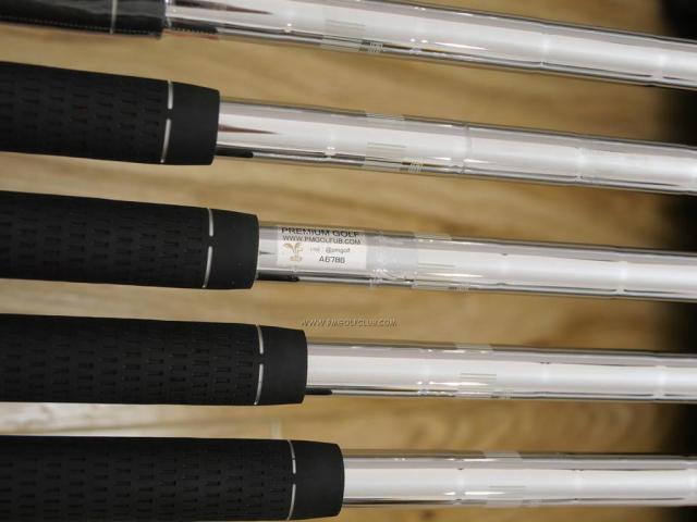 Iron set : Taylormade : ชุดเหล็ก Taylormade M5 (รุ่นใหม่ล่าสุด ปี 2019 Japan Spec) มีเหล็ก 4-Pw (7 ชิ้น) ก้านเหล็ก NS Pro 930 Flex S