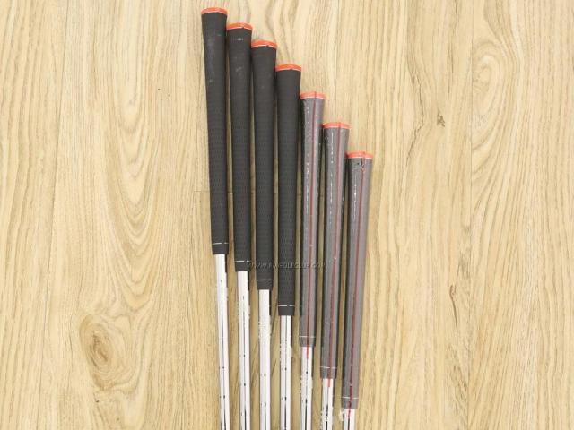 Iron set : Taylormade : ชุดเหล็ก Taylormade M5 (รุ่นใหม่ล่าสุด ปี 2019 Japan Spec) มีเหล็ก 4-Pw (7 ชิ้น) ก้านเหล็ก NS Pro 930 Flex S