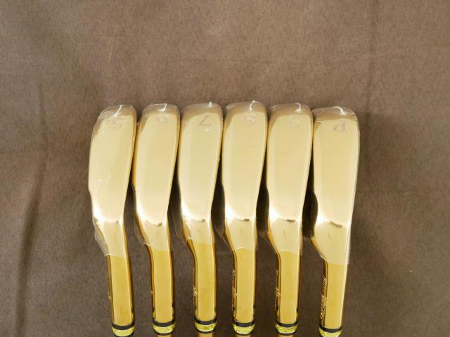 Iron set : Other Brand : **ของใหม่ ยังไม่แกะพลาสติก** ชุดเหล็ก Mutsumi Honma MH777 One Length (ใบใหญ่ ตีง่าย ไกล) มีเหล็ก 5-Pw (6 ชิ้น) ก้านกราไฟต์ Flex R