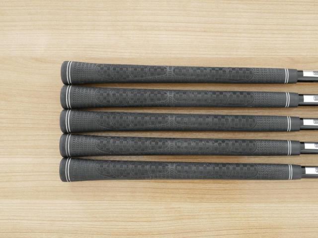 Iron set : Honma : ชุดเหล็ก Honma Tour World GS (ออกปี 2021 ใบใหญ่ ตีง่าย ไกล) มีเหล็ก 6-10 (5 ชิ้น) ก้านกราไฟต์ Honma Speedtuned 48 Flex SR