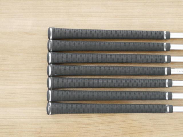 Iron set : Ping : ชุดเหล็ก Ping i240 (รุ่นล่าสุด ออกปี 2025) มีเหล็ก 5-Pw,Aw (7 ชิ้น) ก้านเหล็ก Ping AWT 3.0 Lite Flex S