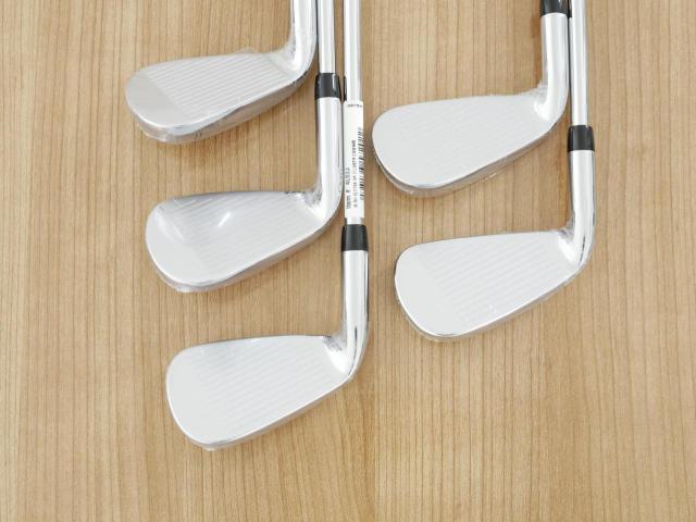 Iron set : Callaway : **ของใหม่ ยังไม่แกะพลาสติก** ชุดเหล็ก Callaway ELYTE X (ออกปี 2025 ตีง่ายมาก ไกล Japan Spec.) มีเหล็ก 6-Pw (5 ชิ้น) ก้านเหล็ก NS Pro Zelos 7 Flex R